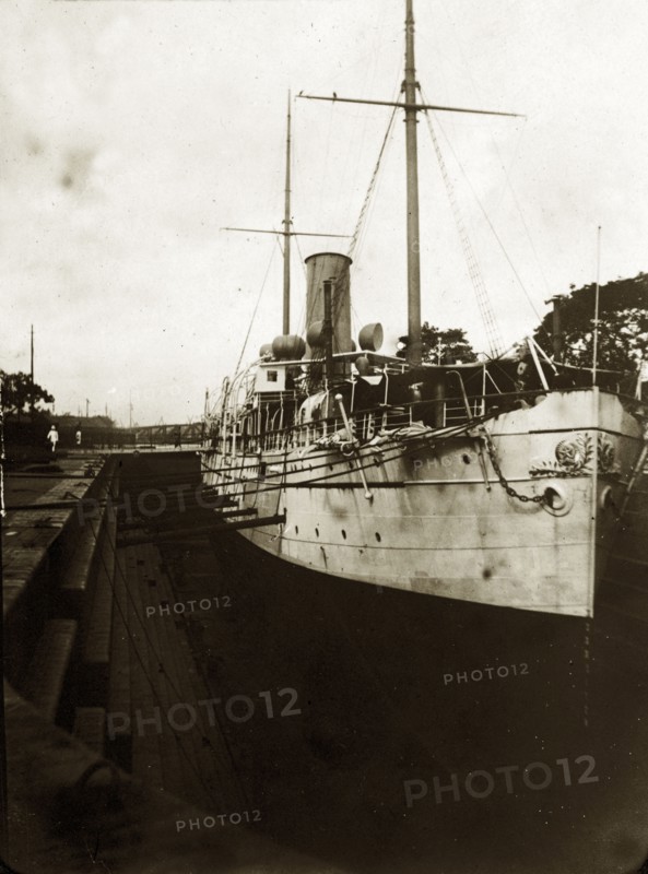 RIMS 'Mayo' in a dry dock. RIMS 'Mayo', a naval steamer belonging to the Royal Indian Marine Service, sits in a dry dock. Calcutta (Kolkata), India, circa 1900. Kolkata, West Bengal, India, Southern Asia, Asia.