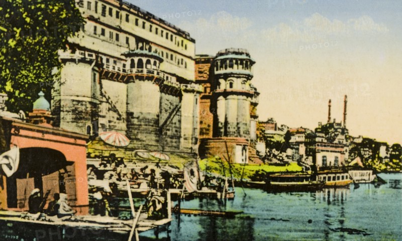 A bathing ghat at Benares. View of a bathing ghat (stepped wharf) on the River Ganges at Benares, one of Hinduism's holiest sites. Benares, United Provinces (Varanasi, Uttar Pradesh), India, circa 1920. Varanasi, Uttar Pradesh, India, Southern Asia, Asia.
