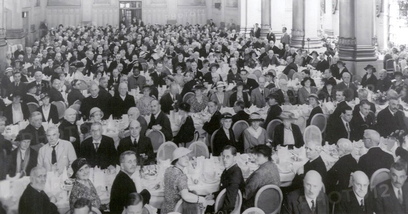 Anti-slavery fundraising dinner. English anti-slavery campaigners pack out a dining hall for a fundraising dinner. England, circa 1930. England (United Kingdom), Western Europe, Europe .