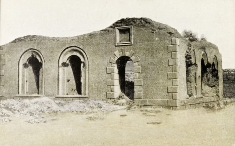 The 'Mahdi's' tomb at Omdurman. The remains of Muhammad Ahmad Allah's tomb, destroyed by British troops during the Battle of Omdurman in 1898. Omdurman, Sudan, circa 1910. Omdurman, Khartoum, Sudan, Eastern Africa, Africa.