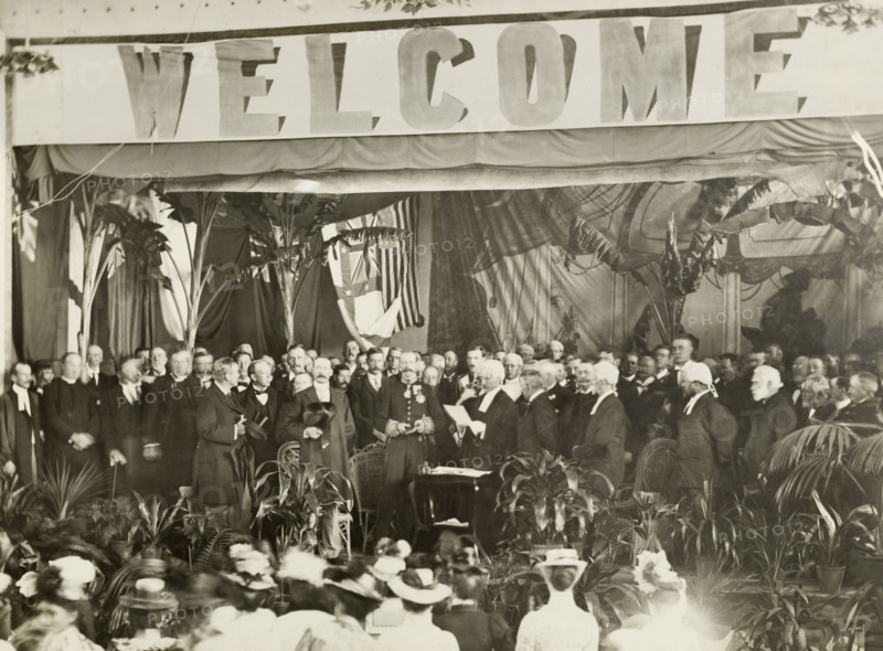 Sir Arthur Lawley is sworn in as Governor. Sir Arthur Lawley (centre) holds a bible in both hands as he is sworn in as Governor of Western Australia. Perth, Australia, 1901. Perth, West Australia, Australia, Australia, Oceania.