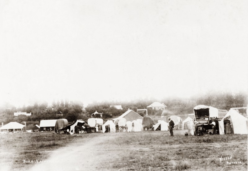 Boer evening market. Boer traders set up stalls and tents for an evening market. Pretoria, South Africa, circa 1903. Pretoria, Gauteng, South Africa, Southern Africa, Africa.