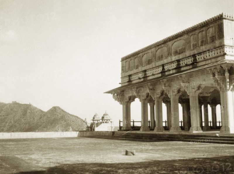 The Hall of Public Audience at Amber Fort. The Diwan-i-am (Hall of Public Audience) at Amber Fort, an example of Rajput architecture that was originally constructed during the reign of Mughal Emperor Akbar (r.1556-1605). Amber, Rajputana (Rajasthan), India, circa 1928. Amber, Rajasthan, India, Southern Asia, Asia.