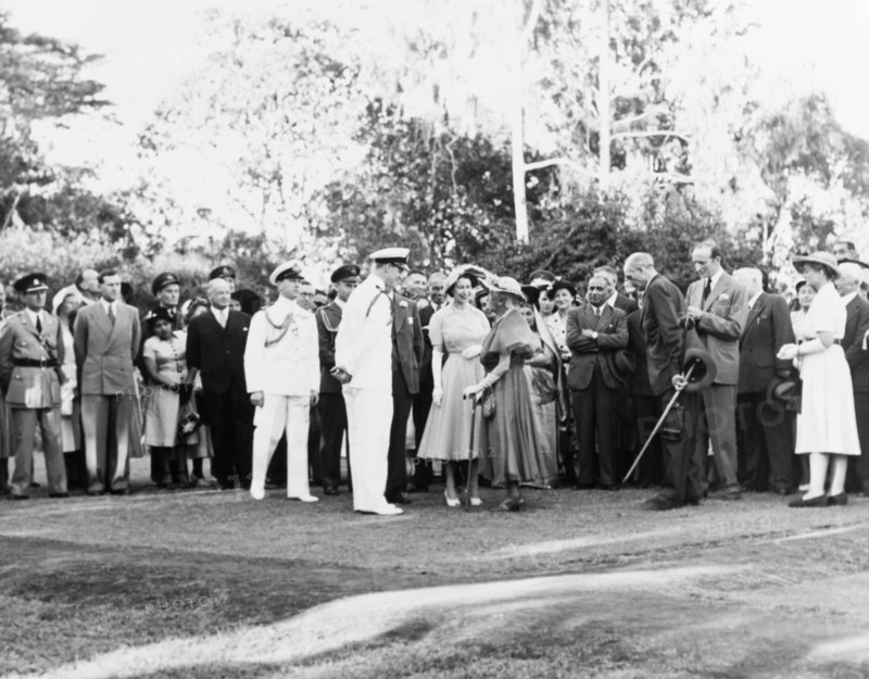 Princess Elizabeth meets Lady Macmillan. Lady Dorothy Evelyn Macmillan is presented to Princess Elizabeth and the Duke of Edinburgh during an official garden party at Government House. Nairobi, Kenya, February 1952. Nairobi, Nairobi Area, Kenya, Eastern Africa, Africa.