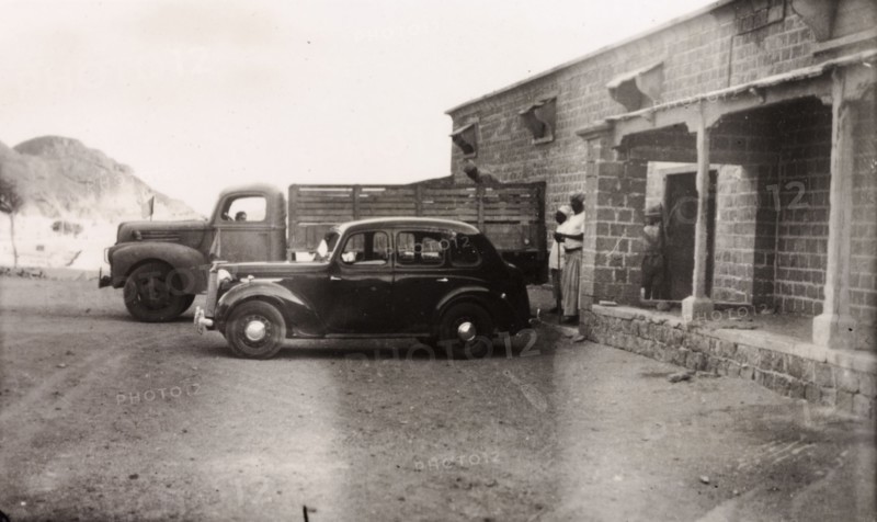 Patrol truck in the Aden riots, 1947. Armed police or soldiers climb into the back of a stationary patrol truck during Arab riots that took place in response to the United Nations Partition Plan for Palestine. Aden, Yemen, December 1947. Aden, Adan, Yemen, Middle East, Asia.