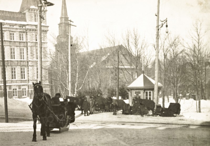 A horse-drawn sledge, Quebec. A horse-drawn sledge travels along a snow covered street in Quebec City. Quebec, Canada, February 1902. Quebec, Quebec, Canada, North America, North America .