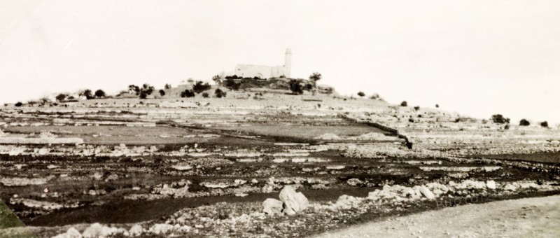 The mosque at Nabi Samwil. A mosque with a prominent minaret stands on a hilltop in the village of Nabi Samwil. Nabi Samwil, (West Bank, Middle East), 1941. Nabi Samwil, West Bank, West Bank (Palestine), Middle East, Asia.