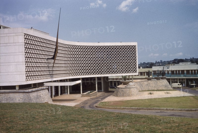 The National Theatre building, Kampala. The new National Theatre building in Kampala, a component of the Uganda National Cultural Centre (UNCC) that was established by an Act of Parliament and inaugurated in 1959. Kampala, Uganda, 1960. Kampala, Central (Uganda), Uganda, Eastern Africa, Africa.
