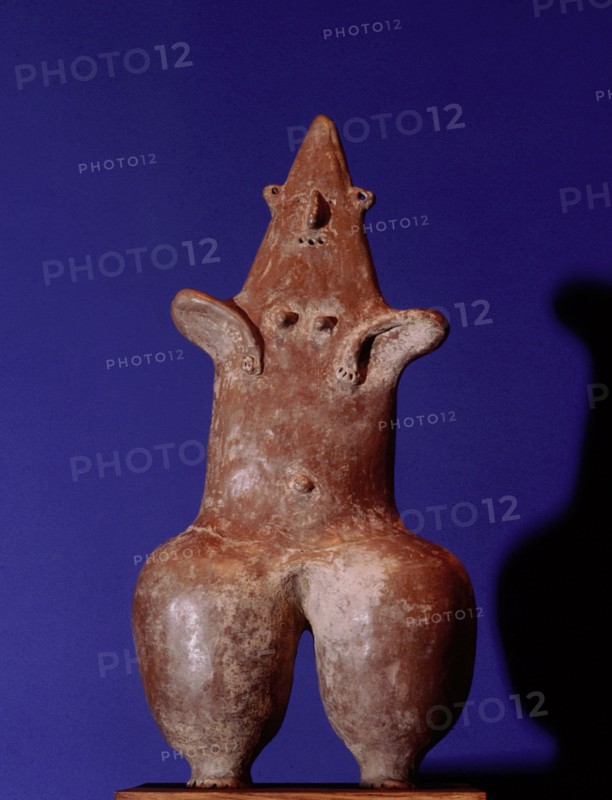 A mother goddess / fertility figure with emphasized hips and navel