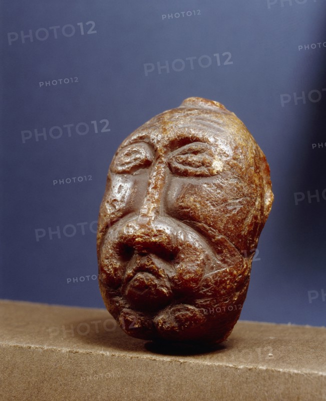 Amber head