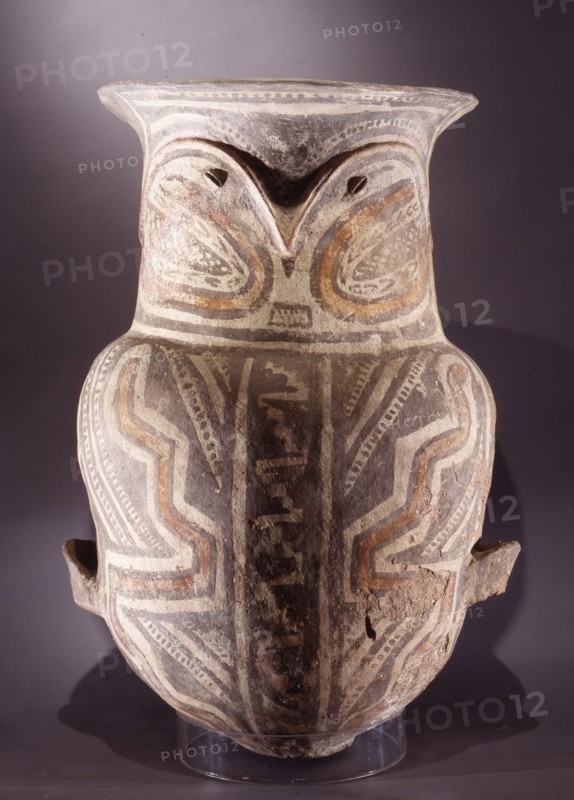 Ceramic olla or jug with geometric decoration