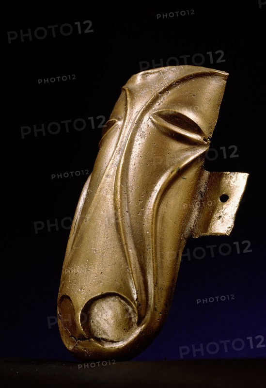 Chased bronze fitting representing a horses head