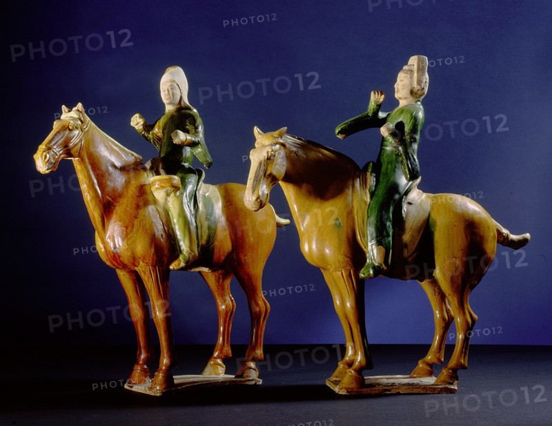 Tomb figures of a drummer and a trumpeter, both mounted on horses