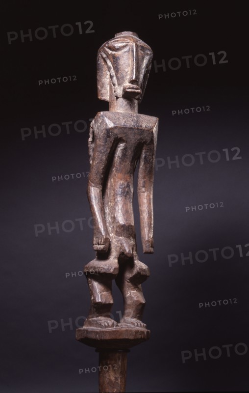 Male figure, probably of an elder or chief, for use in a funerary context