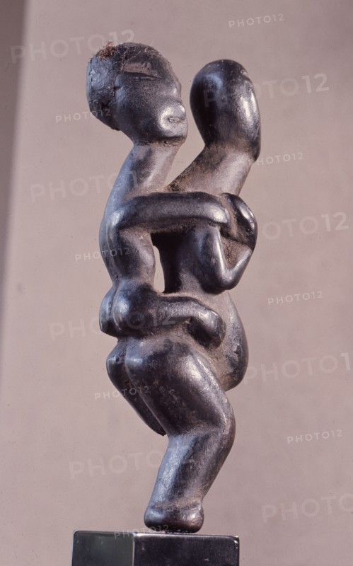 Mother and child of unknown origin