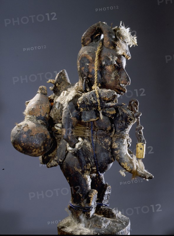 A Fon bocio, accumulating and binding together powerful objects to aid its maker