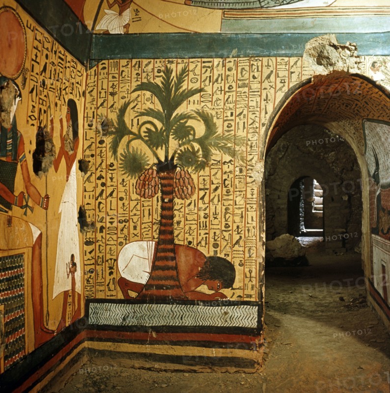 The private tomb of the royal tomb builder, Pashedu