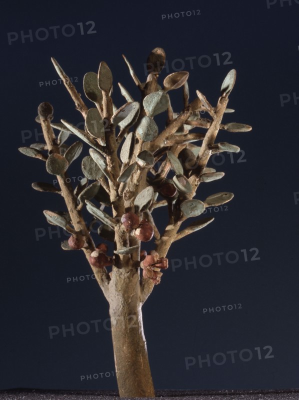 Model of a sycamore tree from the tomb of the nobleman Meketre