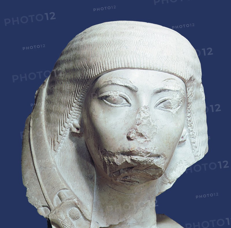 The head of a life size statue of Nakht Min