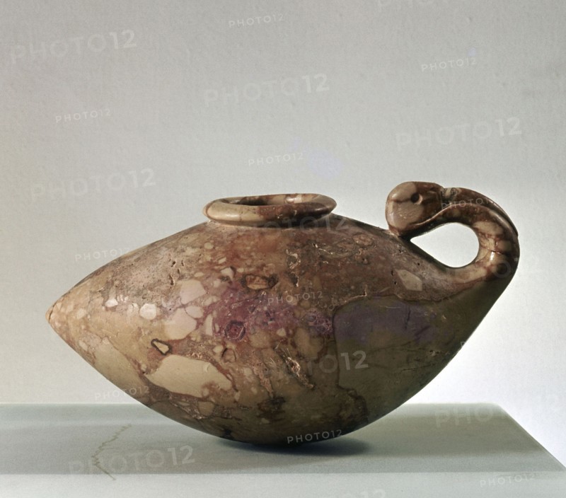 Unguent vessel for offerings in the shape of an ibis
