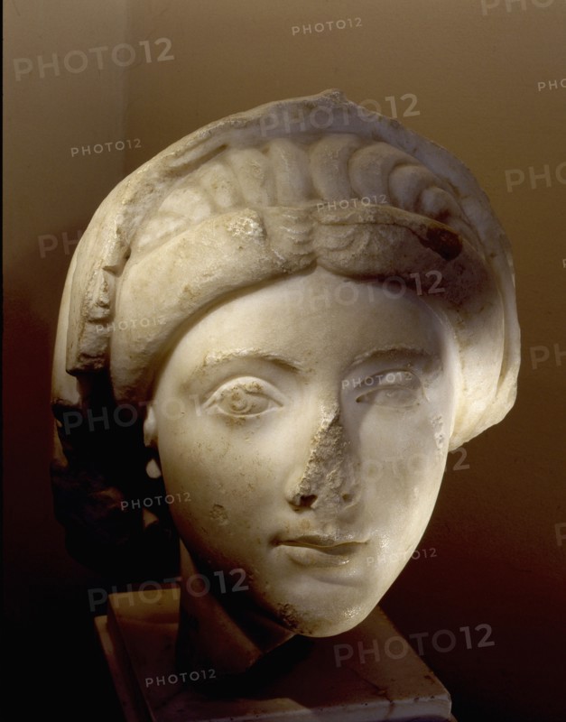 Head of a woman possibly of Arsinoe, wife of Ptolemy II king of Egypt from 283   246 BC