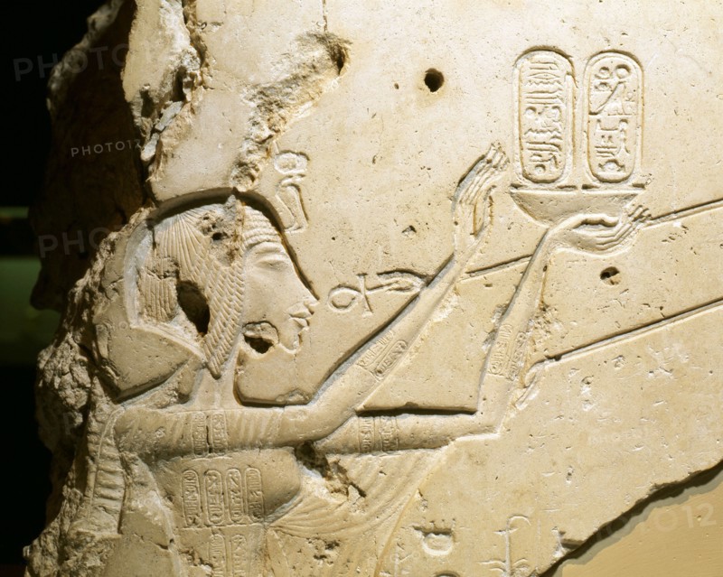 A detail of a relief showing Nefertiti worshipping the Aten