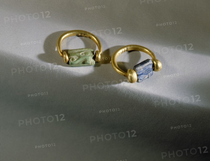 Pair of rings from the tomb of General Wen Djeba En Djed, senior official of Psusennes I