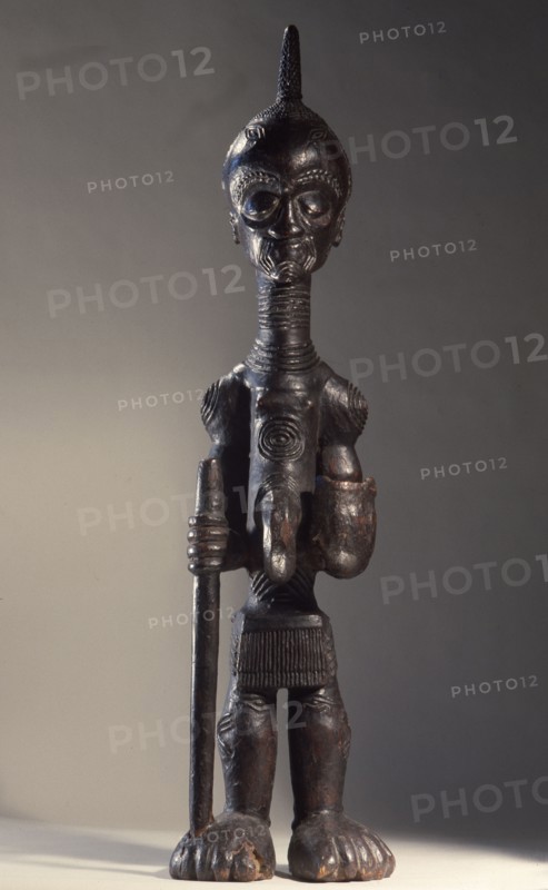 A fine example of the figures with scarification design known as Mbulenga (fortune & beauty)