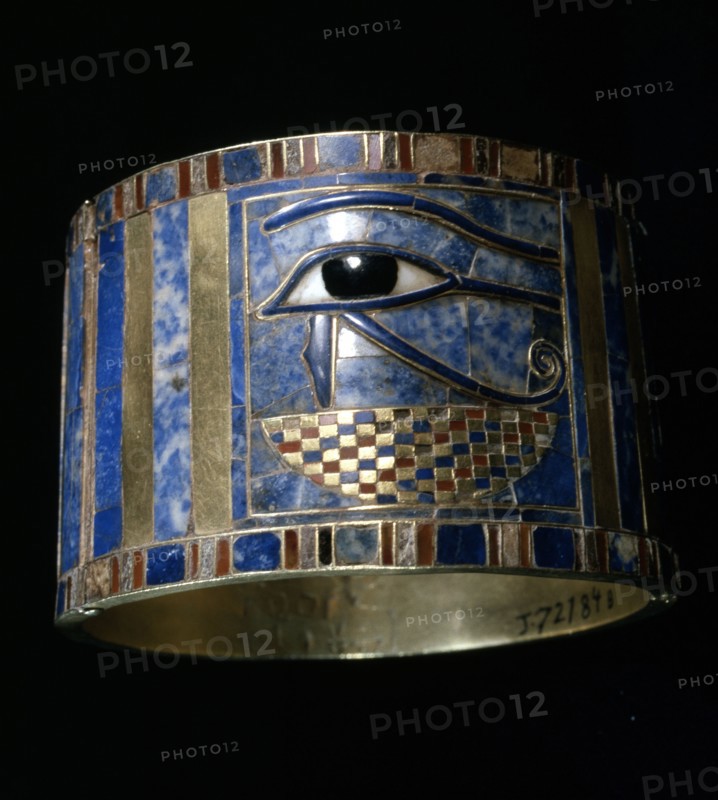 One of a pair of bracelets found on Shoshenq IIs body with representations of the Wedjat eye upon a basket