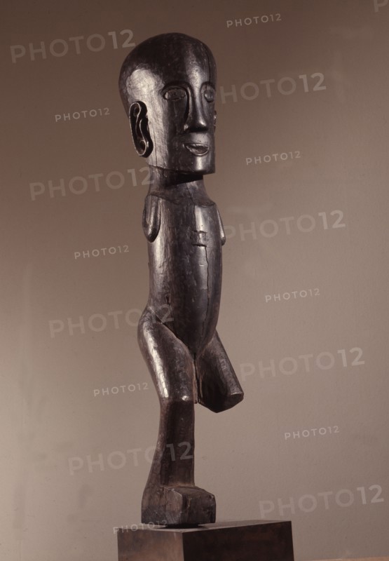 It is thought that carvings of this type were left in an enemy village at night as a sign of surrender
