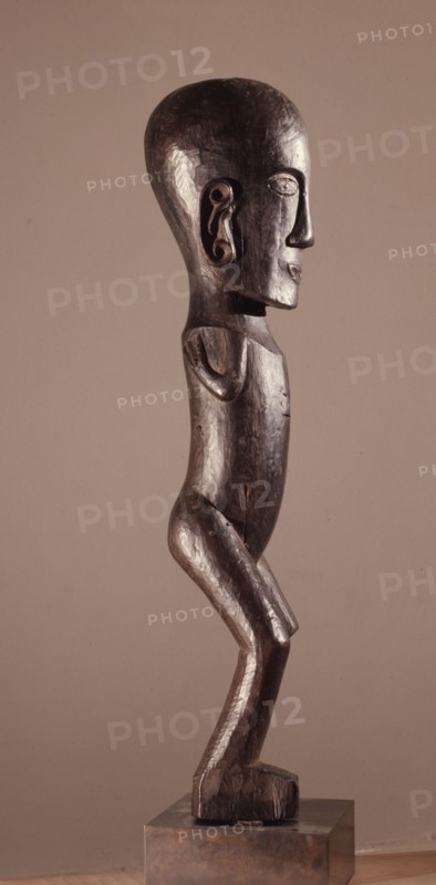 It is thought that carvings of this type were left in an enemy village at night as a sign of surrender