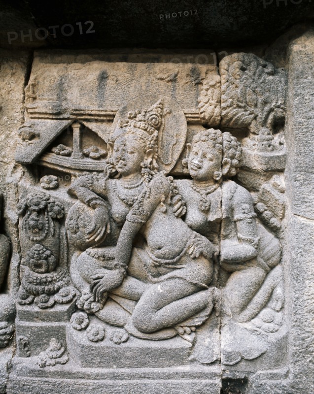 The reliefs, on the temples of the Lara Jonggrang complex, portray various deities or scenes taken from the great Hindu classics and especially the Ramayana