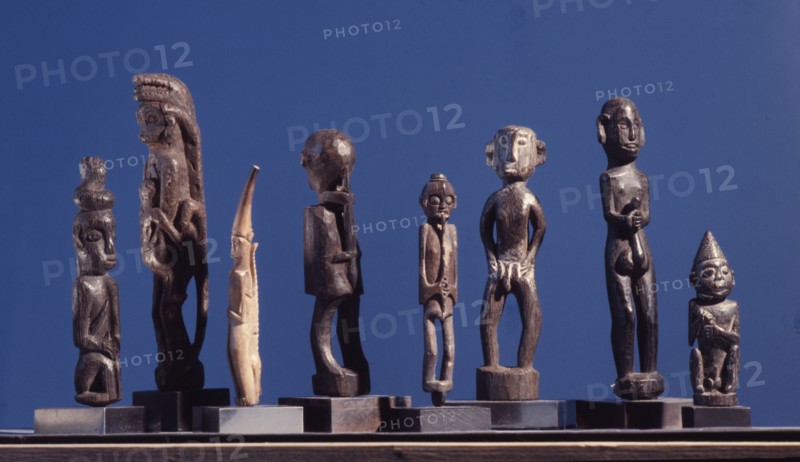 Amulets were used by the Ngaju and neighbouring Dayak peoples to ward off enemies, provide protection in war, and to bring good fortune and health