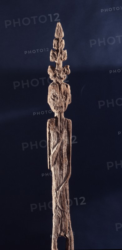 Figurative post, sometimes known as a hampatong