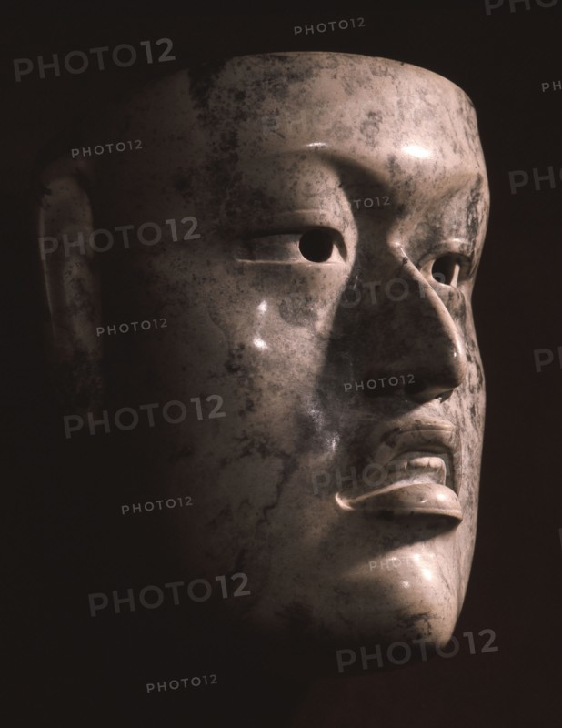Naturalistic face mask with pierced eyes