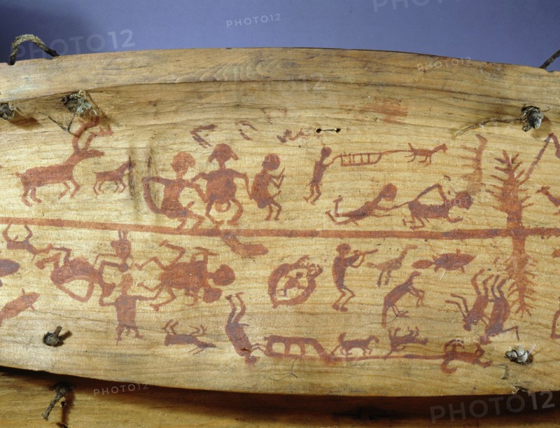 The inside of the lid of this trinket box is decorated with several sexually explicit scenes, along with animals, supernatural beings and hunting scenes