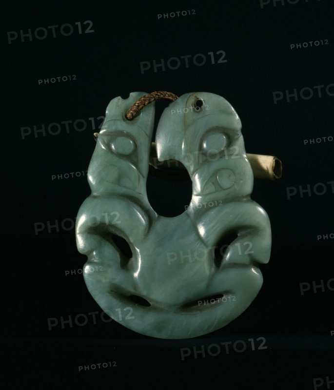 Hei matau (fish hook) pendant made of jade, given by a Ngapuhi Maori chief to a British captain in 1834