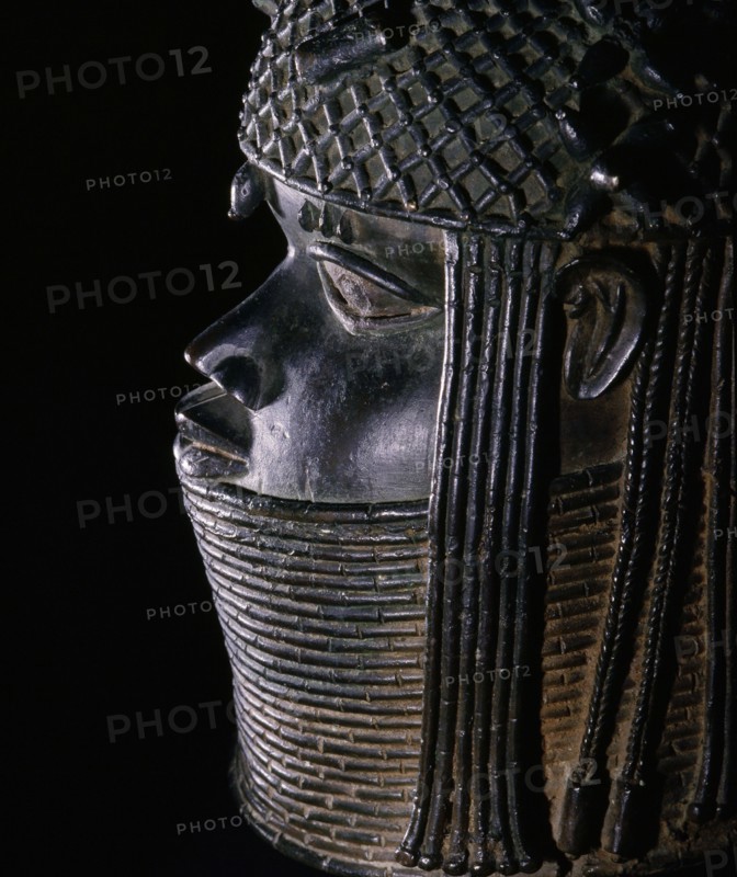 A head of an Oba (Benin king) from an ancestral shrine