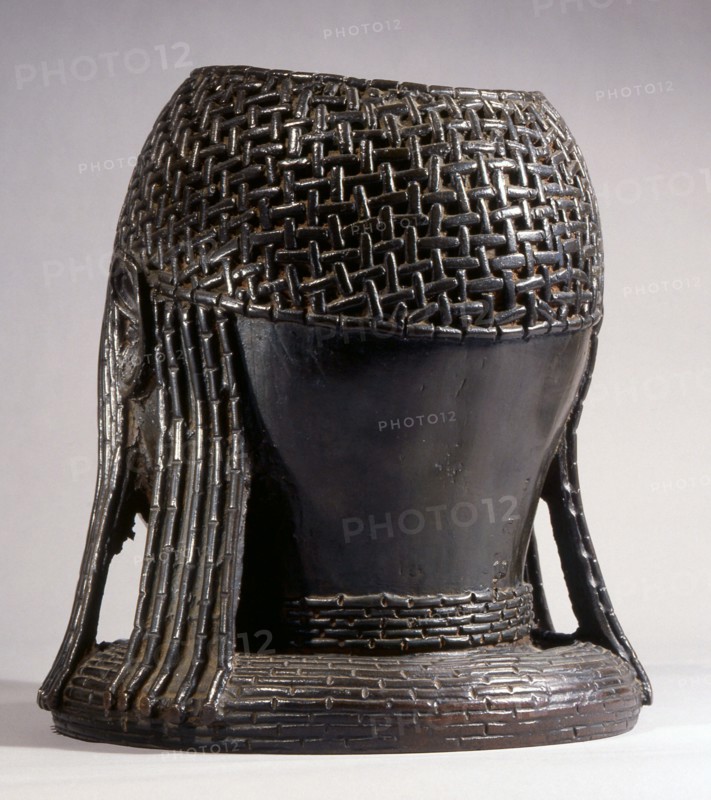 A head of an Oba (Benin king) from an ancestral shrine