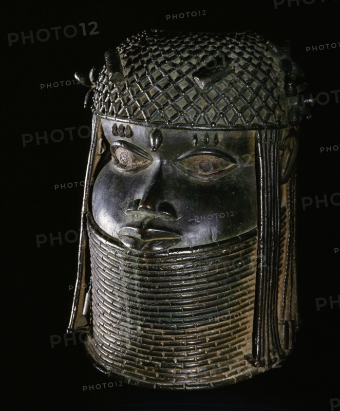 A head of an Oba (Benin king) from an ancestral shrine