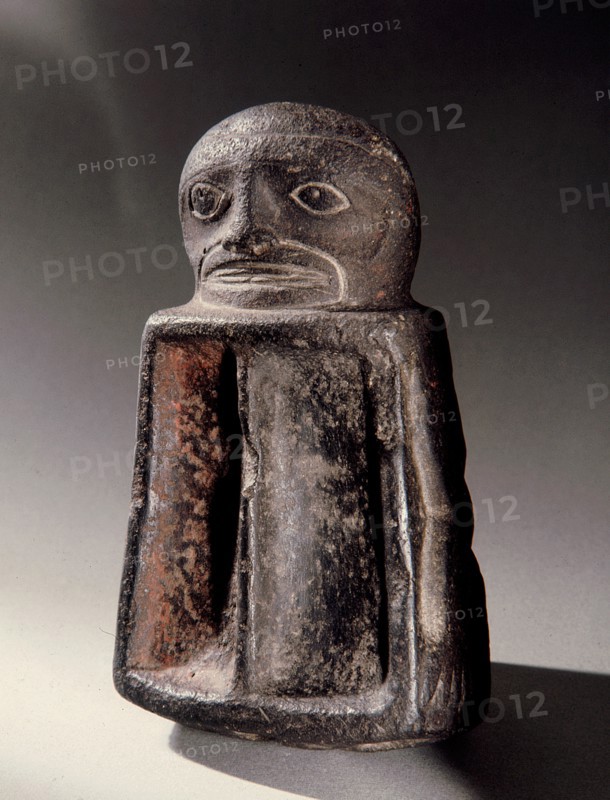 Pre historic two chambered pigment bowl in the form of a bird