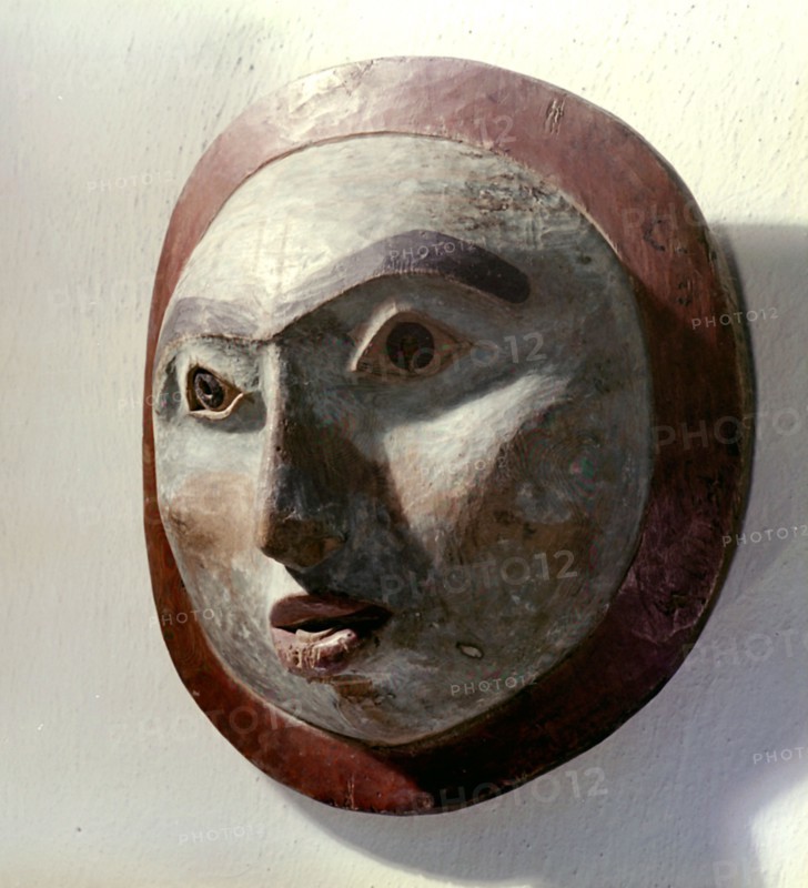 Moon mask