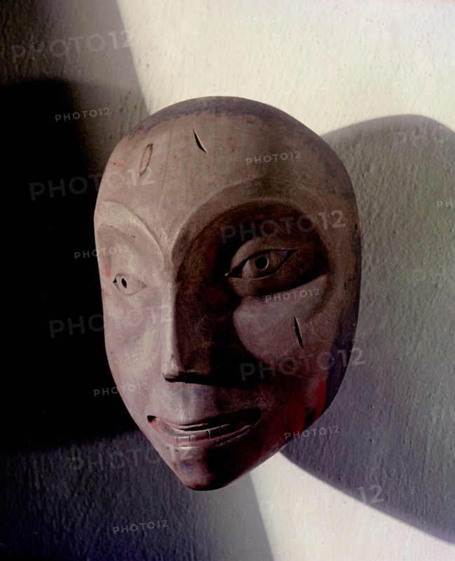Shamans mask in the form of a human face