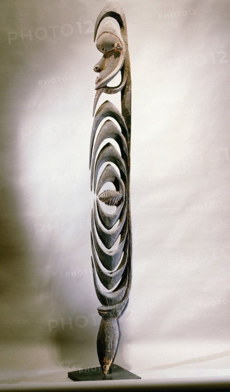 Stylised figure of spirit, known as Yipwon, that assists men Yimar with hunting and head hunting, kept in the mens house and hidden from women and uninitiated