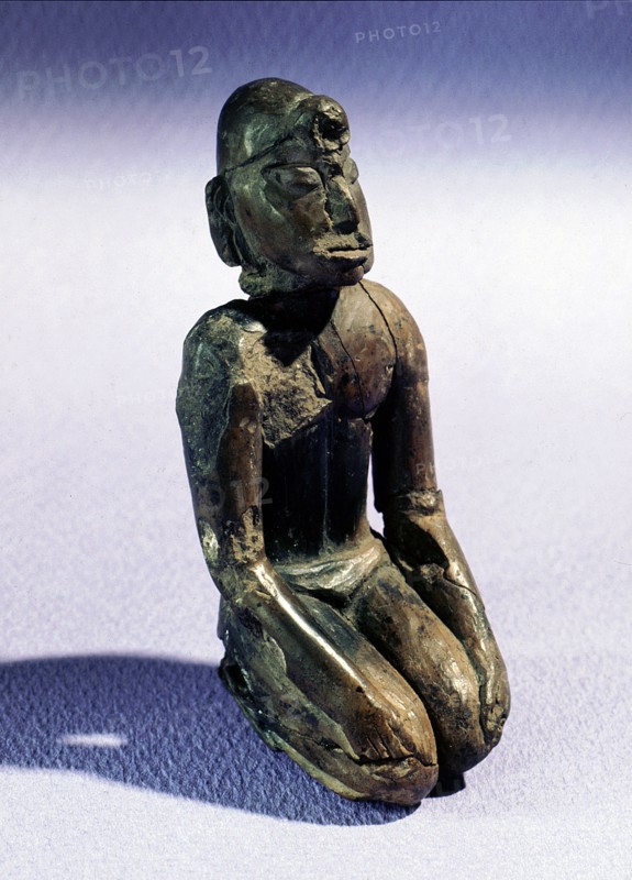 Figurine of a man