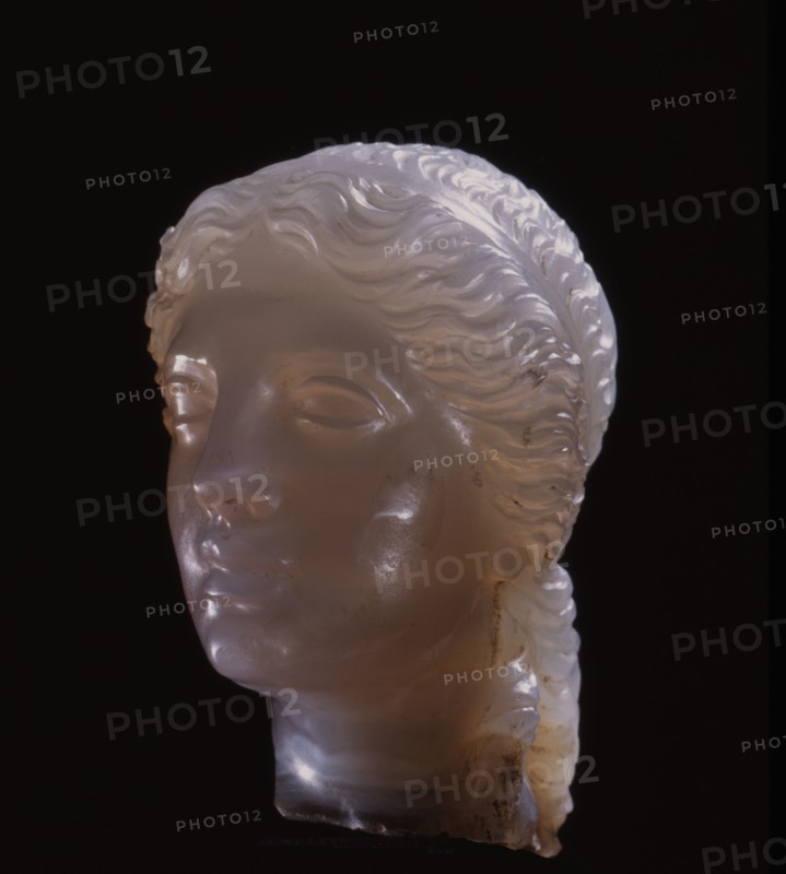 Head of a goddess or princess