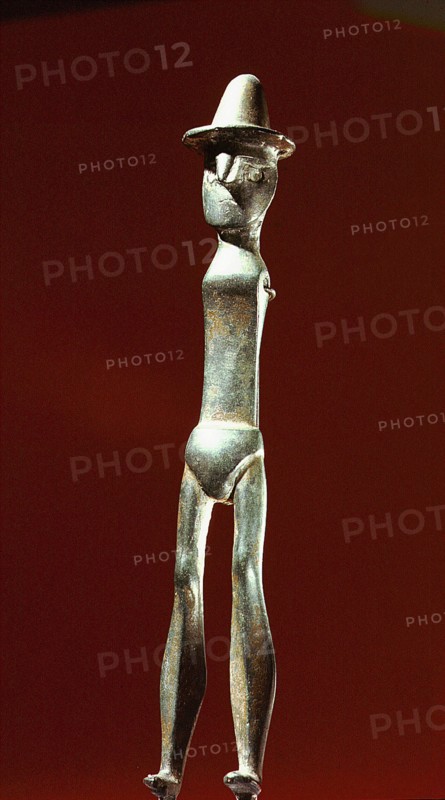 Figurine, once horned