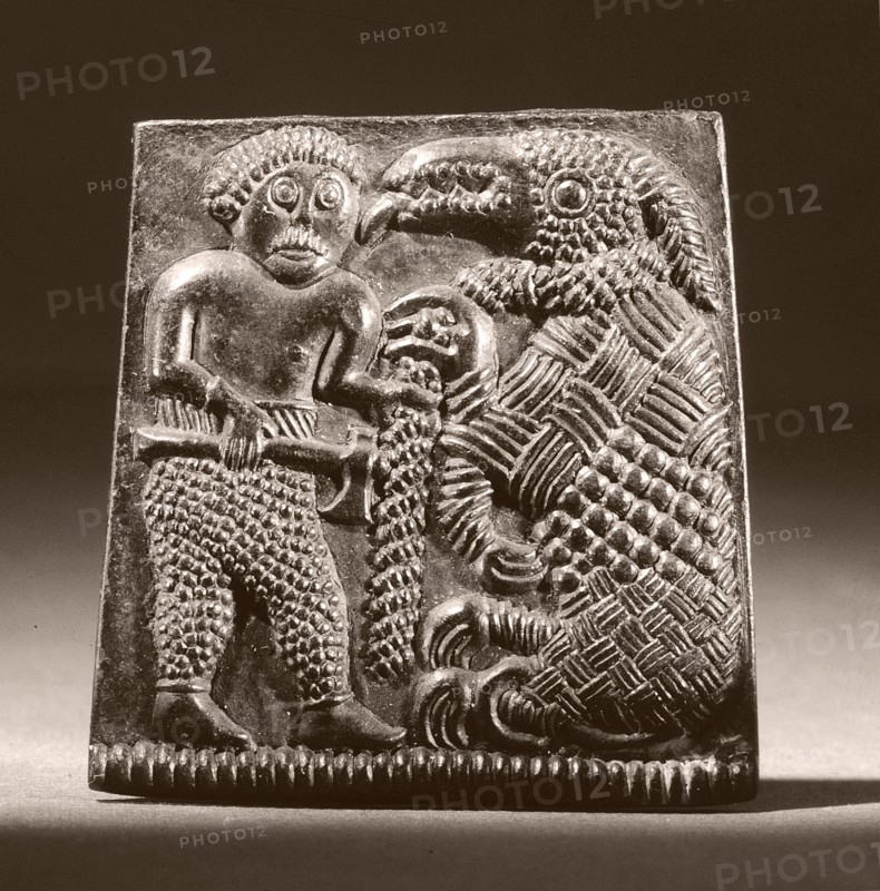 Matrix used in the manufacture of helmet plaques