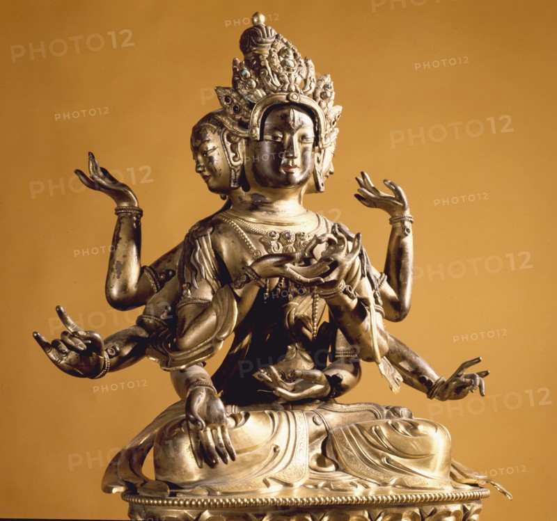 Statue of a feminine Bodhisattva in the form of Usnisavijaya, the goddess of longevity