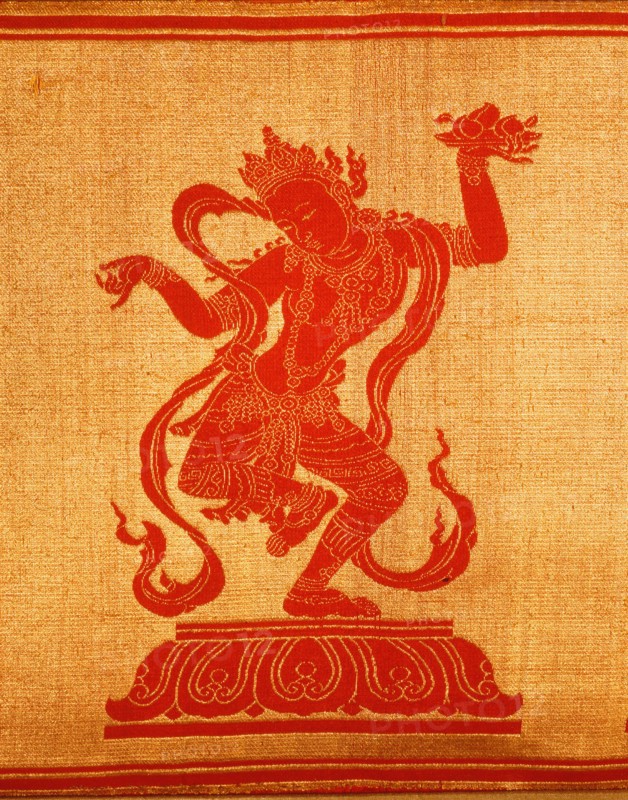 Sino Tibetan silk and gold brocade altar cloth depicting eight auspicious emblems interspersed by puja devis (offering goddesses) who offer gifts to the five Dhyani Buddhas, or Buddhas of meditation